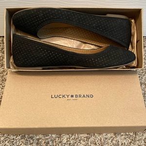 NIB Lucky Brand Black Elko Nubuck Flats Size 9.5